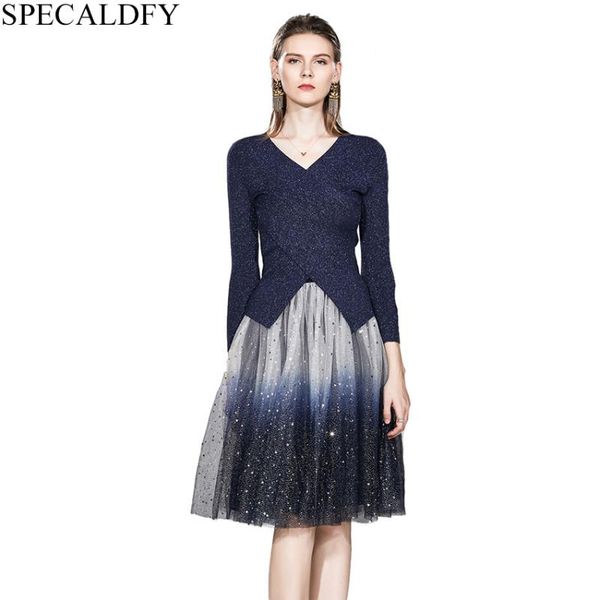 two piece dress 2021 designer runway sweater set women shinny knitted spring bright mesh skirt suits 2 sets outfit, White
two piece dress 2021 designer runway sweater set women shinny knitted spring bright mesh skirt suits 2 sets outfit, White