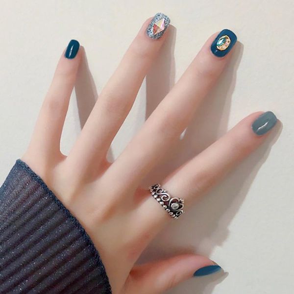 false nails romantic blue shiny colorful rhinestone fake tips paillette short round head elegant girls nail decoration tool ti, Red;gold
false nails romantic blue shiny colorful rhinestone fake tips paillette short round head elegant girls nail decoration tool ti, Red;gold