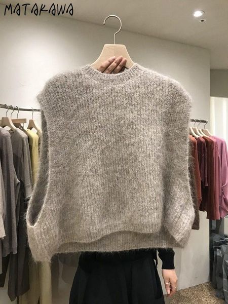 women's vests matakawa short sweater outer vest korea 2021 autumn and winter womens temperament round neck wool knitted women, Black;white
women's vests matakawa short sweater outer vest korea 2021 autumn and winter womens temperament round neck wool knitted women, Black;white