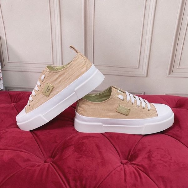 casual canvas shoe man woman men women shoes rubber platform inspired by motocross tires defines unusual design of these nylon gabardine log, Black;red
casual canvas shoe man woman men women shoes rubber platform inspired by motocross tires defines unusual design of these nylon gabardine log, Black;red