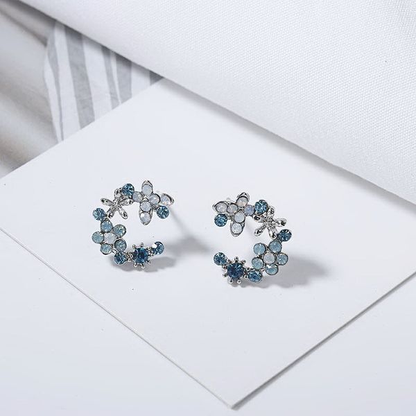 studs earrings korean version simple fashion fresh personality garland versatile oil dripping circle flower female, Golden;silver
studs earrings korean version simple fashion fresh personality garland versatile oil dripping circle flower female, Golden;silver