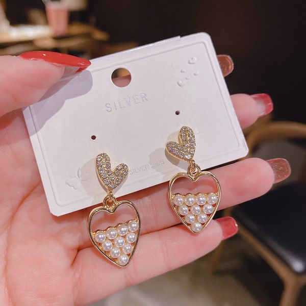 vintage heart pearl stud for girls gold color fashion cute design charms earrings women wedding party jewelry black friday waay, Golden
vintage heart pearl stud for girls gold color fashion cute design charms earrings women wedding party jewelry black friday waay, Golden