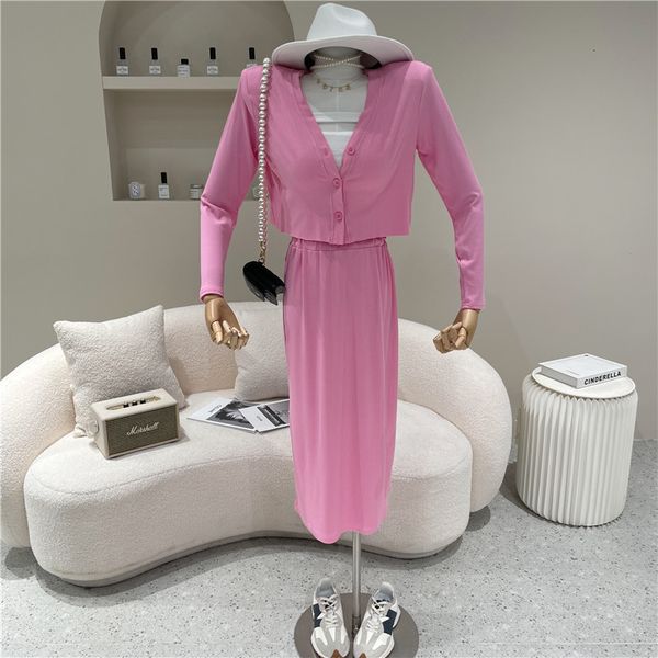 skirts two female ensemble pieces spring 2021 niche short fashion design cleavage v manga thin cardigan high waist a skirt, Black
skirts two female ensemble pieces spring 2021 niche short fashion design cleavage v manga thin cardigan high waist a skirt, Black