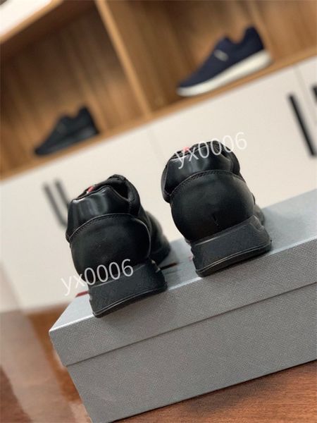 2022 designer camouflage sneaker womens mens 39-46 rivet shoes studded flats mesh camo suede leather casual trainers rockrunner shoe chaussu, Red;white
2022 designer camouflage sneaker womens mens 39-46 rivet shoes studded flats mesh camo suede leather casual trainers rockrunner shoe chaussu, Red;white