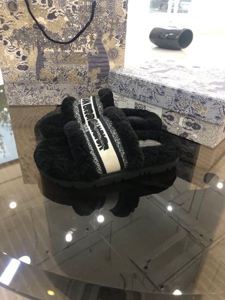 new wool slippers for autumn and winter 2021, Black
