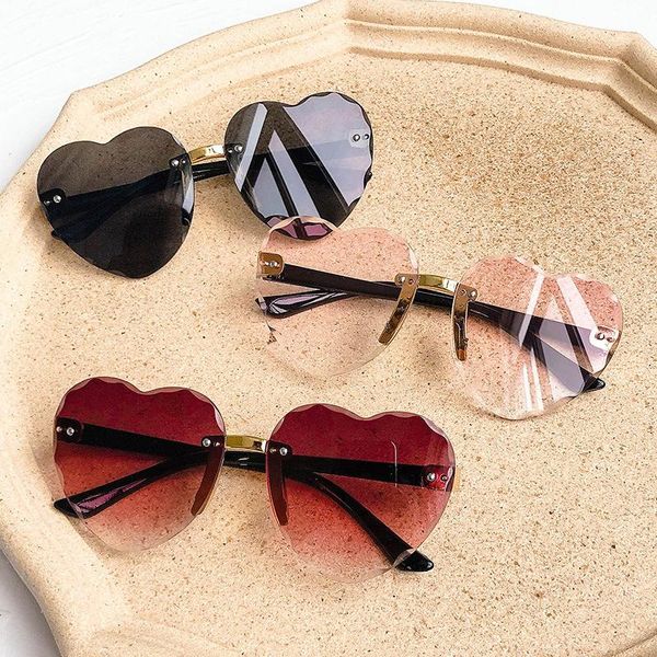 outdoor eyewear 2021 love heart shape glasses kids girls image vintage pink sunglasses uv400
outdoor eyewear 2021 love heart shape glasses kids girls image vintage pink sunglasses uv400