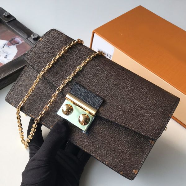 chain messenger bag wallets women shoulder bags fashion cowhide genuine leather patchwork letter hasp plaid embossing gold
chain messenger bag wallets women shoulder bags fashion cowhide genuine leather patchwork letter hasp plaid embossing gold
