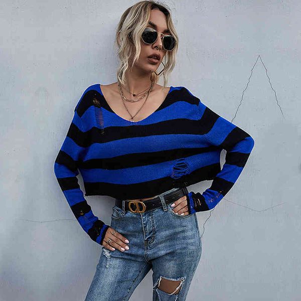 sweater ladies casual short striped girl's fall and winter's loose with cleavage all-match women's nightgown, White;black
sweater ladies casual short striped girl's fall and winter's loose with cleavage all-match women's nightgown, White;black