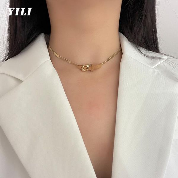 chokers 2021 gothic metal belt buckle necklace fashion titanium steel choker for women girls korean snake chain jewelry, Golden;silver
chokers 2021 gothic metal belt buckle necklace fashion titanium steel choker for women girls korean snake chain jewelry, Golden;silver