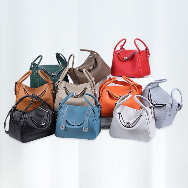 designer bags 2021 fashion lady lind y leather female doctor medicine luxury fashion multi color women's shoulder bag
designer bags 2021 fashion lady lind y leather female doctor medicine luxury fashion multi color women's shoulder bag