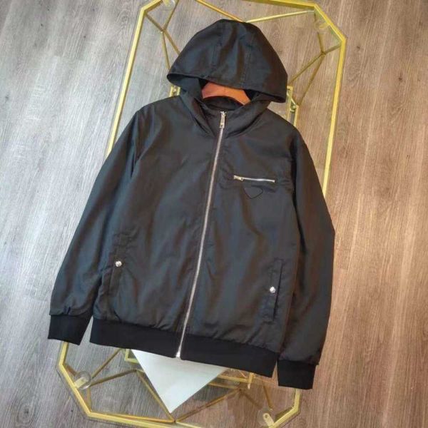 prad designer prad high-quality zipper stand-up collar double-sided jacket metal triangle nameplate men and women all-match fashion hooded, Black;brown
prad designer prad high-quality zipper stand-up collar double-sided jacket metal triangle nameplate men and women all-match fashion hooded, Black;brown