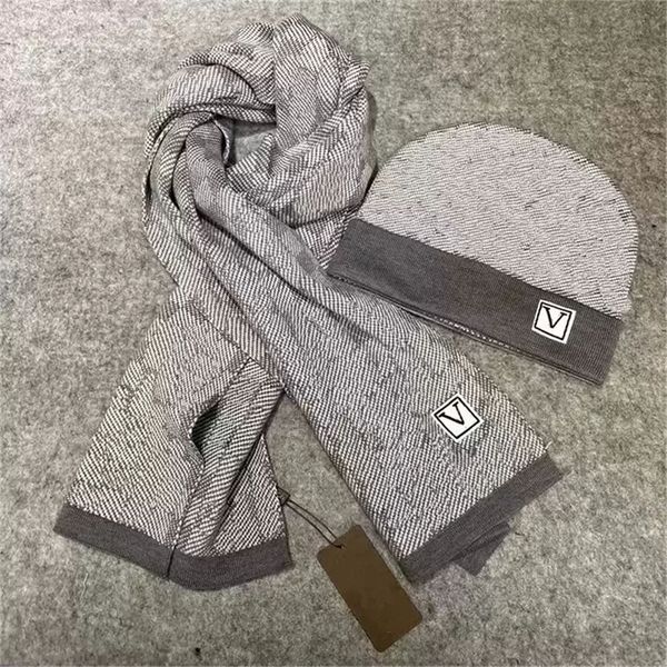 21ss fashion designs beanie hat scarf sets femmes scadroet set hiver chaud chapeauxet foulards chapeau de bonnet pour hommes 2 piece suit mu, Blue;gray
21ss fashion designs beanie hat scarf sets femmes scadroet set hiver chaud chapeauxet foulards chapeau de bonnet pour hommes 2 piece suit mu, Blue;gray