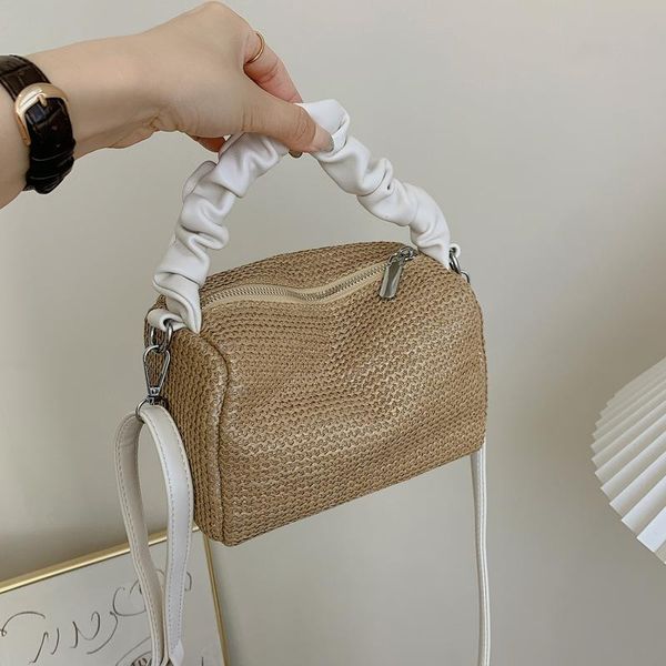 evening bags high-quality ladies casual small bag female summer 2021 trendy fashion one-shoulder messenger portable net red woven
evening bags high-quality ladies casual small bag female summer 2021 trendy fashion one-shoulder messenger portable net red woven