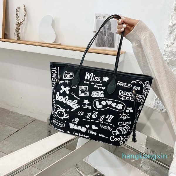 evening bags large capacity luxury shoulder bag casual shopping female designer clutch woman handbag graffiti portable tote
evening bags large capacity luxury shoulder bag casual shopping female designer clutch woman handbag graffiti portable tote