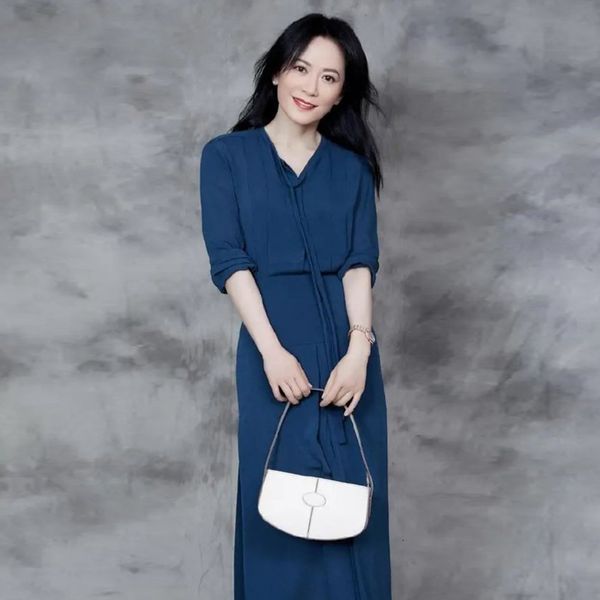 elegant chic feminine define spring bow tie long shirt, loose half skirt office party two-piece, Black
elegant chic feminine define spring bow tie long shirt, loose half skirt office party two-piece, Black