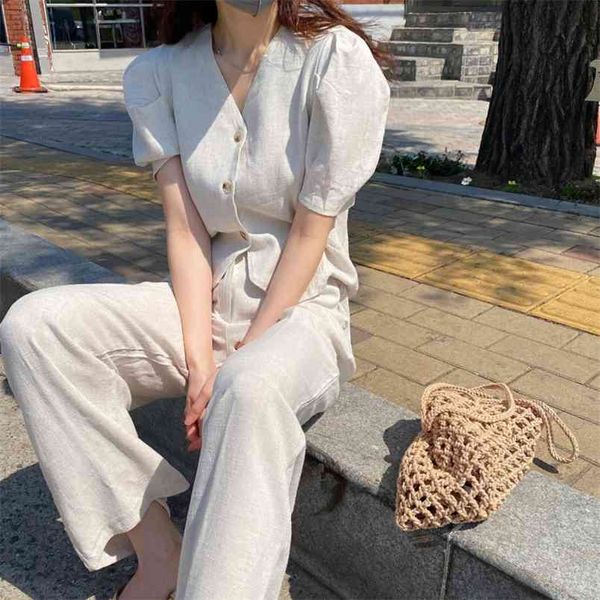 korean vintage two piece set summer clothes for women puff sleeve single breasted shirts blouses crop + long pants suits 210514, White
korean vintage two piece set summer clothes for women puff sleeve single breasted shirts blouses crop + long pants suits 210514, White
