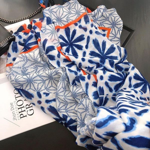 scarves 2021 spain fashion bohemian floral viscose shawl scarf wrap pashmina stole bufandas muslim hijab sjaal, Blue;gray
scarves 2021 spain fashion bohemian floral viscose shawl scarf wrap pashmina stole bufandas muslim hijab sjaal, Blue;gray