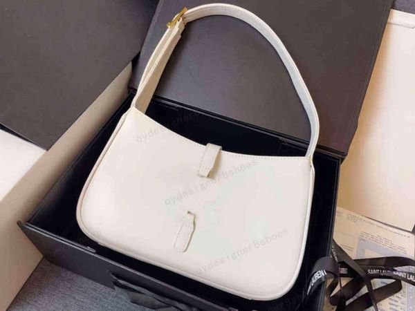 designer handbags tote one-shoulder underarm bag opening and closing adjustable shoulder small square bucket bags for leather handbag woman
designer handbags tote one-shoulder underarm bag opening and closing adjustable shoulder small square bucket bags for leather handbag woman