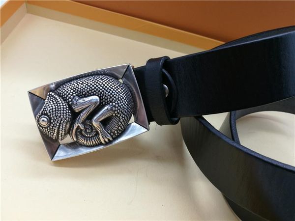 belts 100% suede leather high-end lizard belt buckle smooth-buttoned men's fashion business man black, Black;brown
belts 100% suede leather high-end lizard belt buckle smooth-buttoned men's fashion business man black, Black;brown
