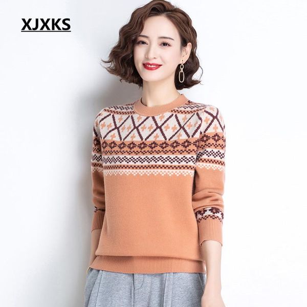 round neck long-sleeved women retro sweater autumn winter 2021 high-end cashmere knitted pullover women's sweaters, White;black
round neck long-sleeved women retro sweater autumn winter 2021 high-end cashmere knitted pullover women's sweaters, White;black