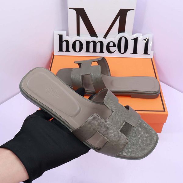 beach slipper classic flat woman slippers summer lady cartoon big head slippers leather l bath fashion women designer shoes 03, Black
beach slipper classic flat woman slippers summer lady cartoon big head slippers leather l bath fashion women designer shoes 03, Black