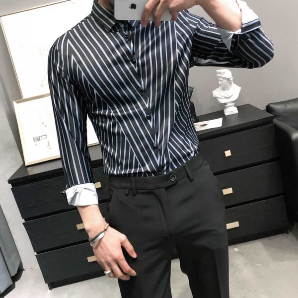 v striped shirts men casual business formal dress shirts spring lomg sleeve slim fit social party blouse streetwear camisas 210527, White;black
v striped shirts men casual business formal dress shirts spring lomg sleeve slim fit social party blouse streetwear camisas 210527, White;black