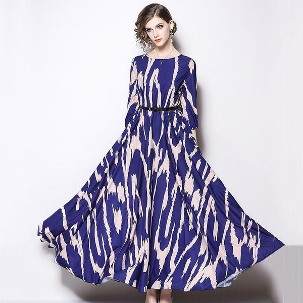 casual dresses women long dress summer 2021 elegant fashion o-neck elastic waist printing blue loose a-line flowy, Black;gray
casual dresses women long dress summer 2021 elegant fashion o-neck elastic waist printing blue loose a-line flowy, Black;gray