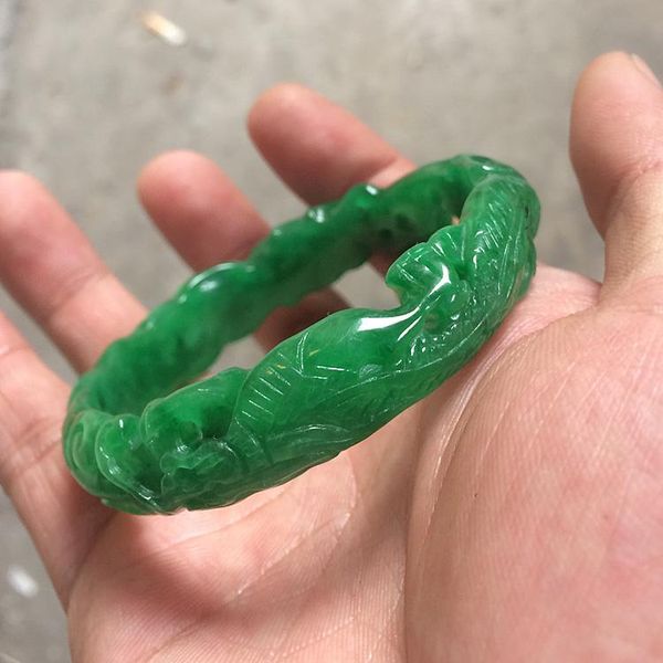 bangle 100%real jade handmad 7a emerald hand carved hollow flower green bangles women bracelet certificate, Black
bangle 100%real jade handmad 7a emerald hand carved hollow flower green bangles women bracelet certificate, Black
