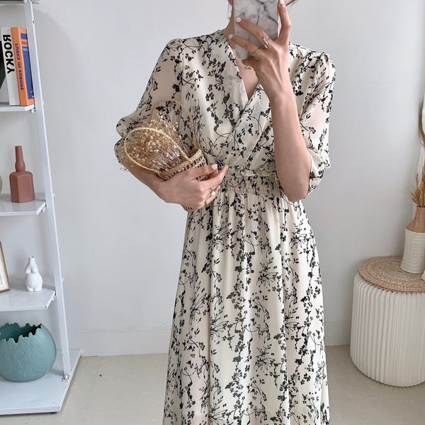 office lady summer dress gentle ol vintage v-neck floral beach chiffon women chic long es vestidos 210421, Black;gray
office lady summer dress gentle ol vintage v-neck floral beach chiffon women chic long es vestidos 210421, Black;gray