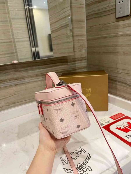 handbags women luxurys designers bags 2021 designer luxury satchel messenger handbag leather strum handbag purses totes mini crossbody bag f
handbags women luxurys designers bags 2021 designer luxury satchel messenger handbag leather strum handbag purses totes mini crossbody bag f