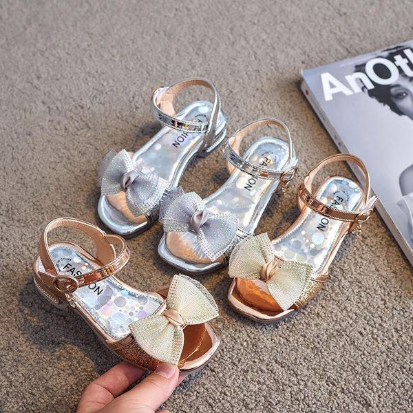 sandals girls' high heel fashion 2021 summer children's princess shoes soft sole crystal sequin beach black girls flats, Black;red
sandals girls' high heel fashion 2021 summer children's princess shoes soft sole crystal sequin beach black girls flats, Black;red