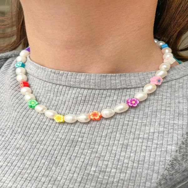 chokers bohemian korea simulated pearl choker necklace for women fashion simple multicolor clay flower short collar femme girl jewelry, Golden;silver
chokers bohemian korea simulated pearl choker necklace for women fashion simple multicolor clay flower short collar femme girl jewelry, Golden;silver
