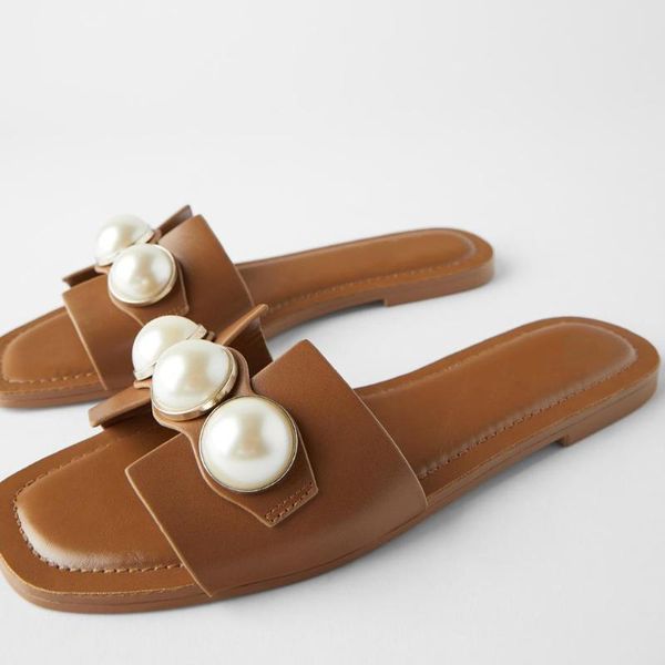 women's shoes leather color pearl decoration flat cow sandals women slippers, Black
women's shoes leather color pearl decoration flat cow sandals women slippers, Black