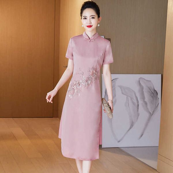 luxury party evening dress 2021 's spring and autumn cheongsam improved soft yarn embroidery slim fit split fake two-piece short sleev, White;pink
luxury party evening dress 2021 's spring and autumn cheongsam improved soft yarn embroidery slim fit split fake two-piece short sleev, White;pink