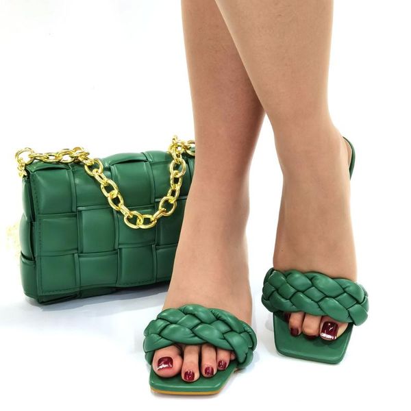 dress shoes green color design ins selling nigerian women and bag set decorate with rhinestone for wedding party mature, Black
dress shoes green color design ins selling nigerian women and bag set decorate with rhinestone for wedding party mature, Black