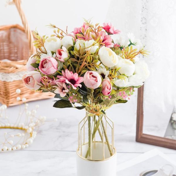 silk tea rose artificial flowers 5 forks 12 heads christmas decorations for home crafts houseplant roses wedding fake decorative & wreaths
silk tea rose artificial flowers 5 forks 12 heads christmas decorations for home crafts houseplant roses wedding fake decorative & wreaths