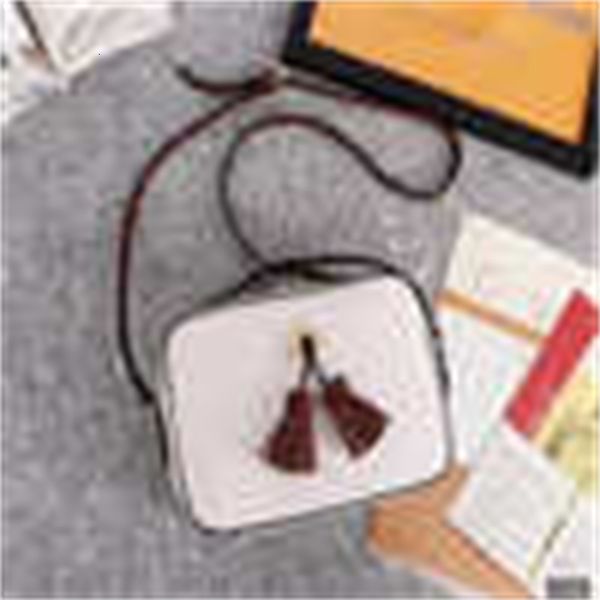 bag cross m44258 white shoulder bag camera brand handbags iconic handles shoulder bags totes designer body bag clutches luxury evening
bag cross m44258 white shoulder bag camera brand handbags iconic handles shoulder bags totes designer body bag clutches luxury evening