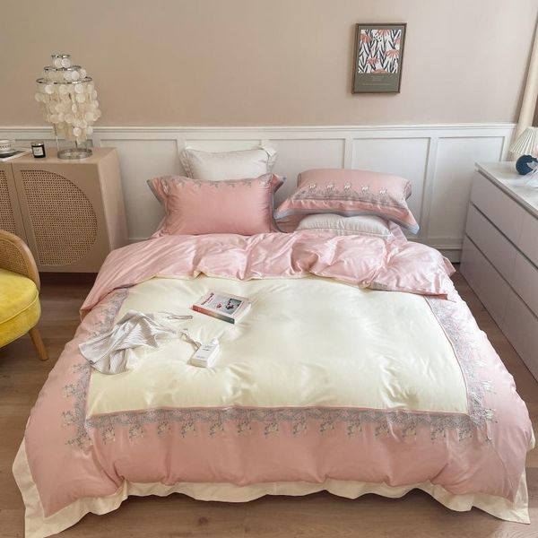 bedding sets 2021 elegant embroidery set 1000tc cotton duvet cover bed linen king size comforter juego de cama
bedding sets 2021 elegant embroidery set 1000tc cotton duvet cover bed linen king size comforter juego de cama