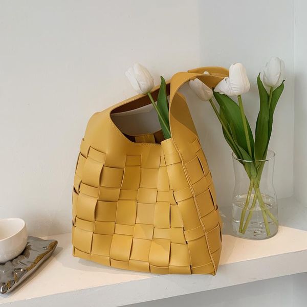 evening bags fashion leather knitting shoulder designer handbags casual tote large capacity hand for women sac a main
evening bags fashion leather knitting shoulder designer handbags casual tote large capacity hand for women sac a main