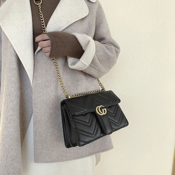 embroidered thread chain bag new fashion korean version versatile simple texture single shoulder messenger small square
embroidered thread chain bag new fashion korean version versatile simple texture single shoulder messenger small square