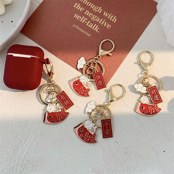 charms japanese lucky cat keychain and wind koi car key pendant creative gift alloy bag jewelry for woman 2021 trend, Bronze;silver 
charms japanese lucky cat keychain and wind koi car key pendant creative gift alloy bag jewelry for woman 2021 trend, Bronze;silver