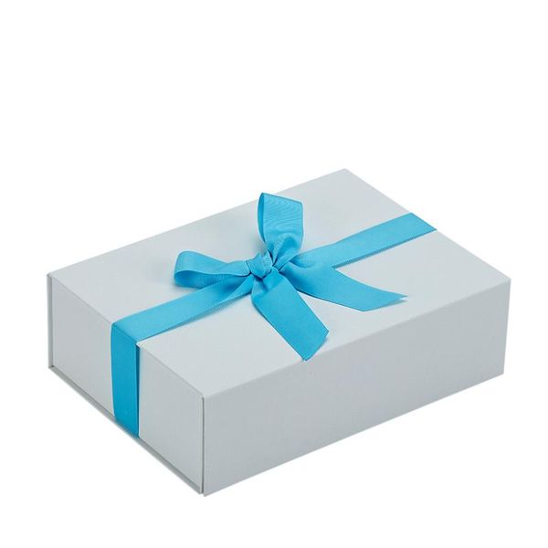 sky blue silk bowtie gift shoes clothing packing resuable carain wholesale rigid paper white box for packaging wrap
sky blue silk bowtie gift shoes clothing packing resuable carain wholesale rigid paper white box for packaging wrap