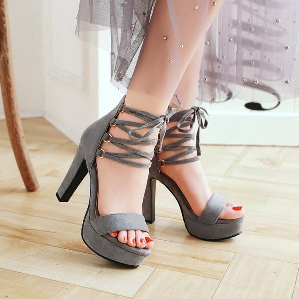 cross-tied gladiator sandals thin high heels women open toe faux suede platform strappy rome party shoes 34-43, Black
cross-tied gladiator sandals thin high heels women open toe faux suede platform strappy rome party shoes 34-43, Black