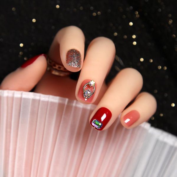 false nails 24pcs artificial with glue summer short style jelly bride wearable nail shimmering powder drill fake press on dl, Red;gold
false nails 24pcs artificial with glue summer short style jelly bride wearable nail shimmering powder drill fake press on dl, Red;gold