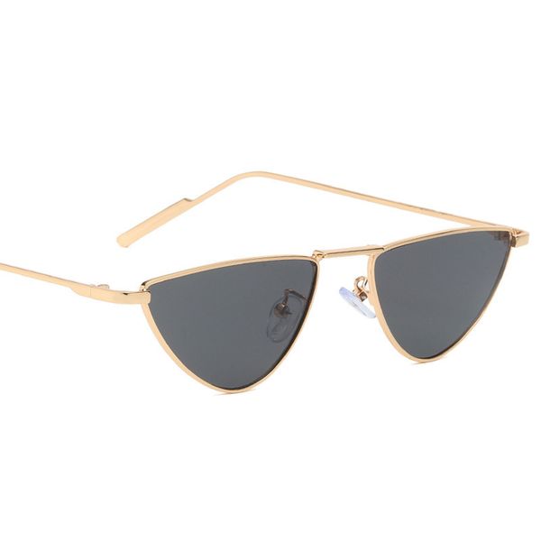fashion metal sunglass men and women summer decoration vintage stylish shad eyewear new retro sunglass s21140, White;black
fashion metal sunglass men and women summer decoration vintage stylish shad eyewear new retro sunglass s21140, White;black