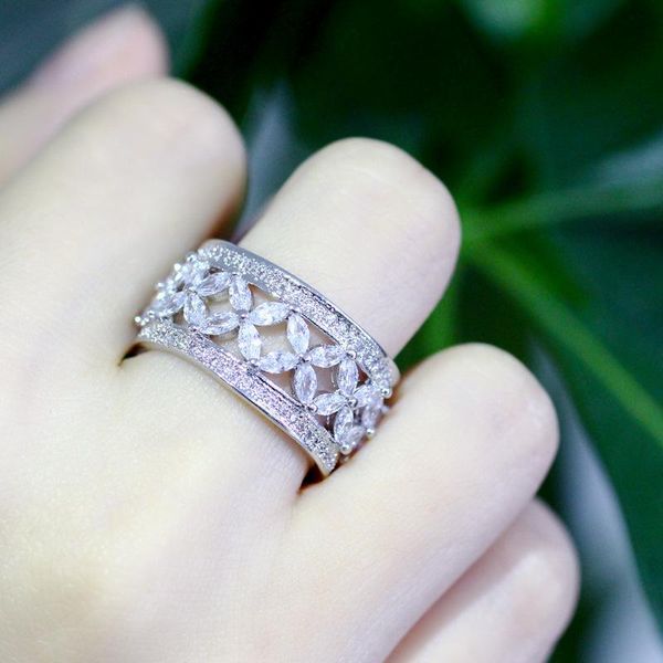 wedding rings circle finger ring white gold jewelry zircon crystal engagement band for women, Slivery;golden
wedding rings circle finger ring white gold jewelry zircon crystal engagement band for women, Slivery;golden