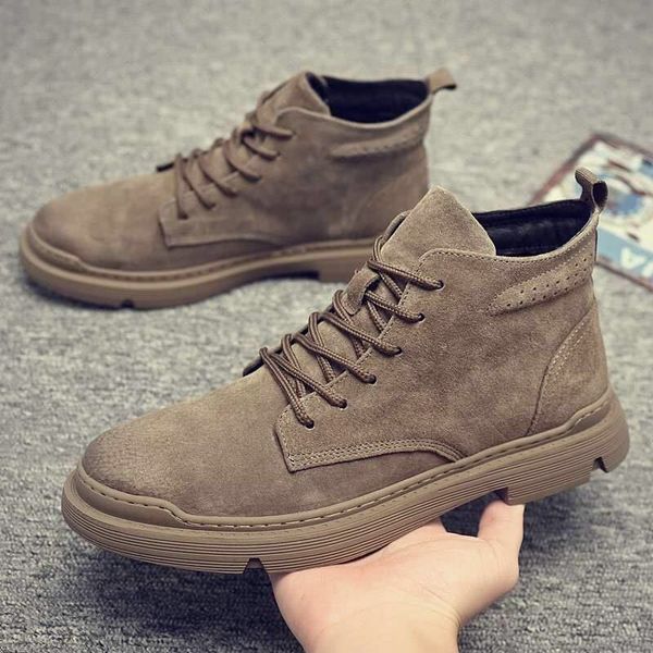spring and autumn new leather boots male casual motorcycle ankle boots for men lace-up basic tooling shoes man, Black
spring and autumn new leather boots male casual motorcycle ankle boots for men lace-up basic tooling shoes man, Black