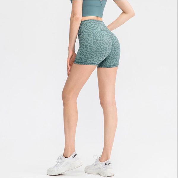ladies nude printed yoga shorts running training high-elastic tight-fitting quick-drying fitness three-quarter pants gym outfit
ladies nude printed yoga shorts running training high-elastic tight-fitting quick-drying fitness three-quarter pants gym outfit