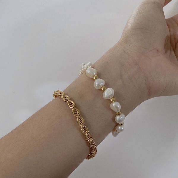 non standard bracelet metal pearl string artificial elegant beautiful girl fashion jewelry summer z1ib, Golden;silver
non standard bracelet metal pearl string artificial elegant beautiful girl fashion jewelry summer z1ib, Golden;silver