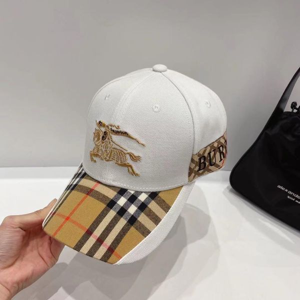 21 spring and summer new korean ins.com red tide brand european and american casual versatile tb classic plaid duck tongue baseball hat, Blue;gray
21 spring and summer new korean ins.com red tide brand european and american casual versatile tb classic plaid duck tongue baseball hat, Blue;gray